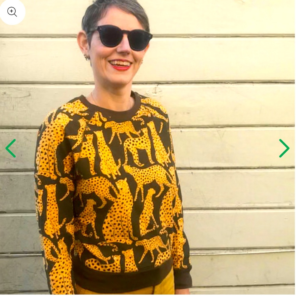 Cheetah graphic crewneck sweatshirt
